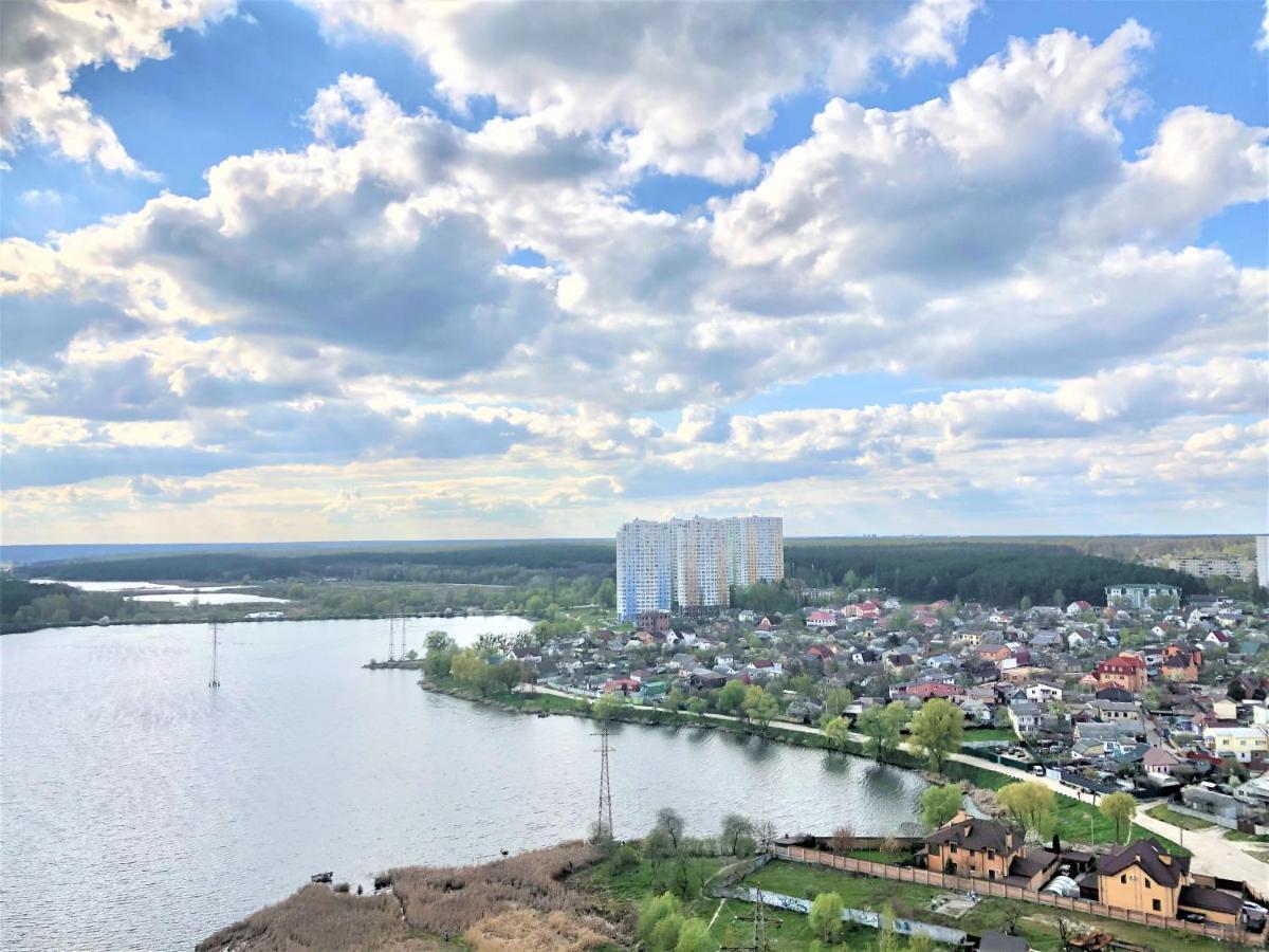 Vip Апартаменти З Видом На Озеро Kiev Ngoại thất bức ảnh